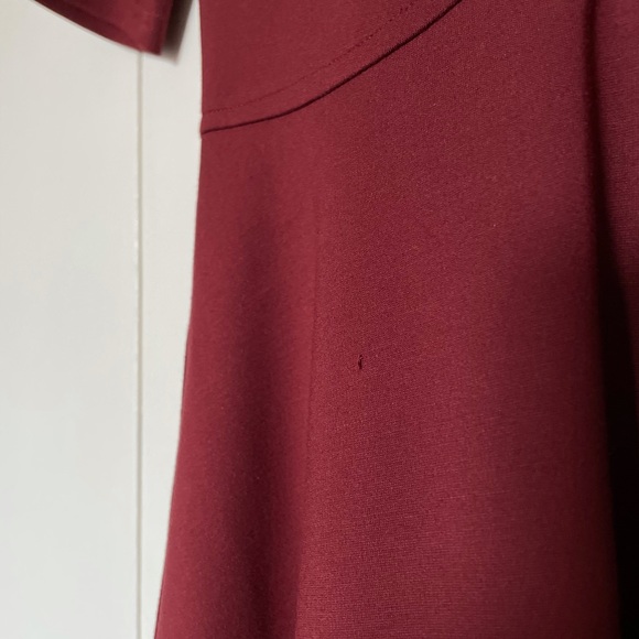 Lulu’s Black Swan Braelynn Wine Red Dress - Picture 4 of 4